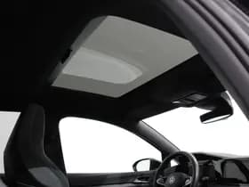 Volkswagen Golf thumbnail 33
