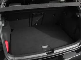 Volkswagen Golf thumbnail 37