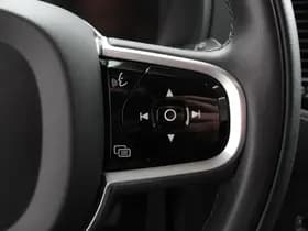 Volvo XC90 thumbnail 16