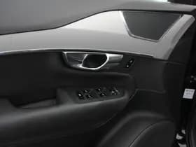 Volvo XC90 thumbnail 17
