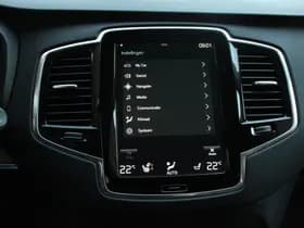 Volvo XC90 thumbnail 21