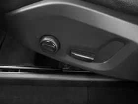 Volvo XC90 thumbnail 32