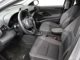 Toyota Yaris thumbnail 9