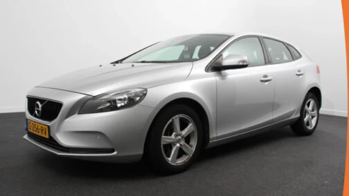 Volvo V40 1.5 T2 Automaat Momentum — foto 1