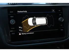 Volkswagen Tiguan thumbnail 23