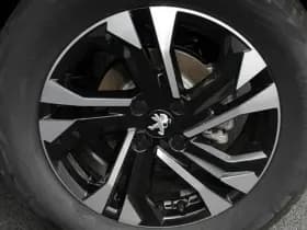 Peugeot E-2008 EV Allure Pack 50 kWh thumbnail 20