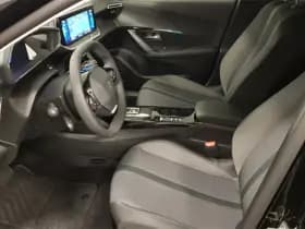 Peugeot E-2008 EV Allure Pack 50 kWh thumbnail 6