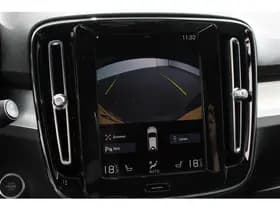 Volvo XC40 thumbnail 24