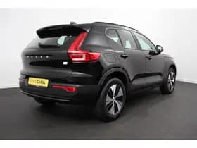 Volvo XC40 thumbnail 6