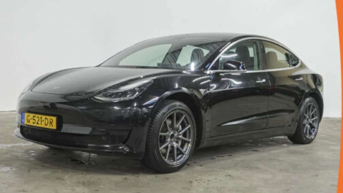Tesla Model 3 Standard RWD Plus 60 kWh — foto 1