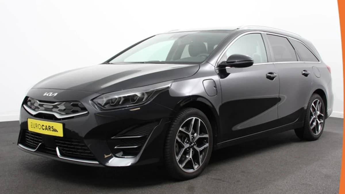 Kia Ceed Sportswagon 1.6 GDi PHEV DynamicLine — foto 1