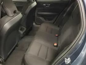 Volvo V60 2.0 B4 197 pk Automaat Momentum Pro thumbnail 10