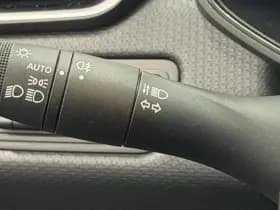 Renault Clio 1.0 TCe 90 Equilibre thumbnail 15