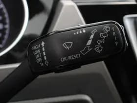 Volkswagen Touran 1.4 TSI Highline 7p thumbnail 17