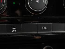 Volkswagen Touran 1.4 TSI Highline 7p thumbnail 25