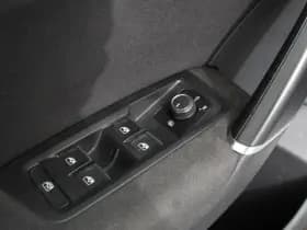 Volkswagen Touran 1.4 TSI Highline 7p thumbnail 27