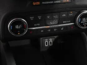 Ford FOCUS Wagon 1.0 EcoBoost ST Line 125 Pk thumbnail 15