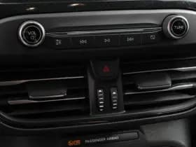 Ford FOCUS Wagon 1.0 EcoBoost ST Line 125 Pk thumbnail 19