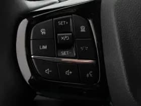 Ford Transit Custom 340 2.5 Automaat PHEV L2H1 Limited thumbnail 22