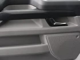 Ford Transit Custom 340 2.5 PHEV L2H1 Limited thumbnail 16