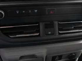 Ford Transit Custom 340 2.5 PHEV L2H1 Limited thumbnail 22