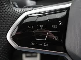 Volkswagen Golf 1.5 eTSI R-Line thumbnail 15