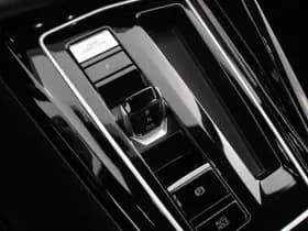 Volkswagen Golf 1.5 eTSI R-Line thumbnail 18