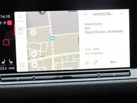 Volkswagen Golf 1.5 eTSI R-Line thumbnail 24