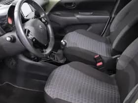 Peugeot 108 1.0 e-VTi Style thumbnail 9