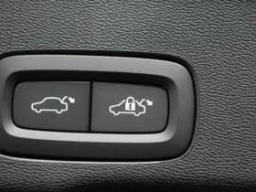 Volvo XC60 2.0 T6 398pk Plug-in hybrid AWD Plus Dark thumbnail 26