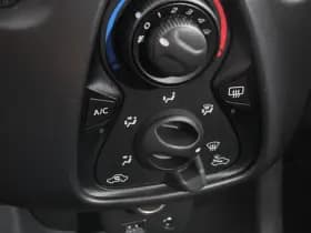 Toyota Aygo 1.0 VVT-i x-fun thumbnail 3