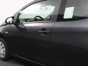 Toyota Aygo 1.0 VVT-i x-fun thumbnail 28