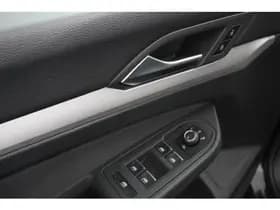 Volkswagen Golf thumbnail 12