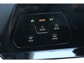 Volkswagen Golf thumbnail 13