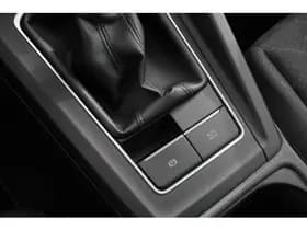 Volkswagen Golf thumbnail 17