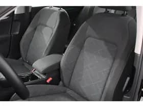 Volkswagen Golf thumbnail 10