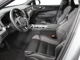 Volvo XC60 thumbnail 2