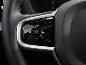 Volvo XC60 thumbnail 18