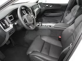 Volvo XC60 thumbnail 2