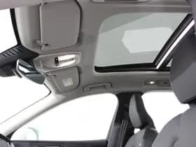 Volvo XC60 thumbnail 3