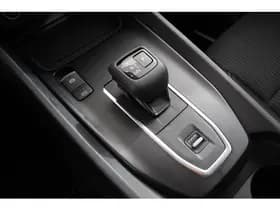 Nissan Qashqai thumbnail 16