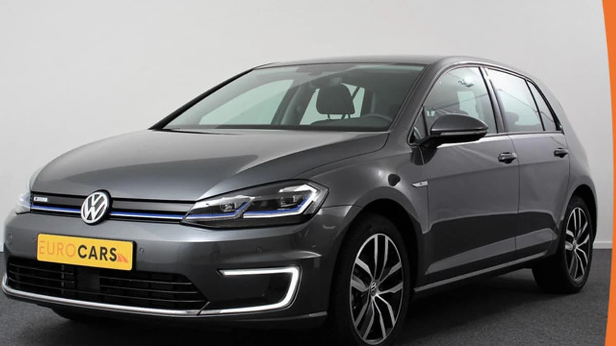 Volkswagen E-Golf — foto 1