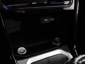 Volkswagen T-Roc thumbnail 26