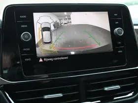 Volkswagen T-Roc thumbnail 32