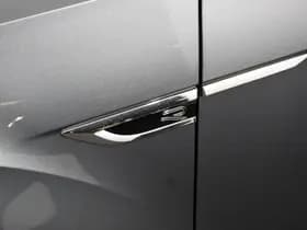 Volkswagen T-Roc thumbnail 10