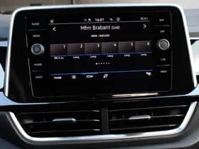 Volkswagen T-Roc thumbnail 24