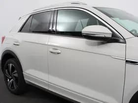 Volkswagen T-Roc thumbnail 11