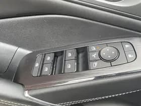 Nissan Qashqai thumbnail 14