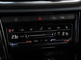 Volkswagen T-Roc thumbnail 22