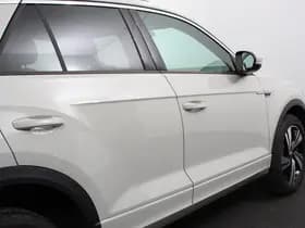 Volkswagen T-Roc thumbnail 10